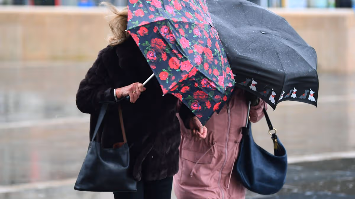 Cancellations and closures due to high winds in Merseyside
