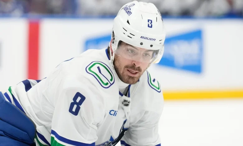 Canucks trade Conor Garland to Blue Jackets