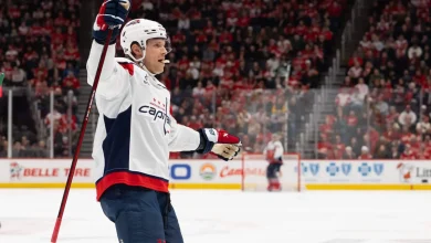 Capitals trade Nic Dowd to Golden Knights for draft picks, goalie prospect