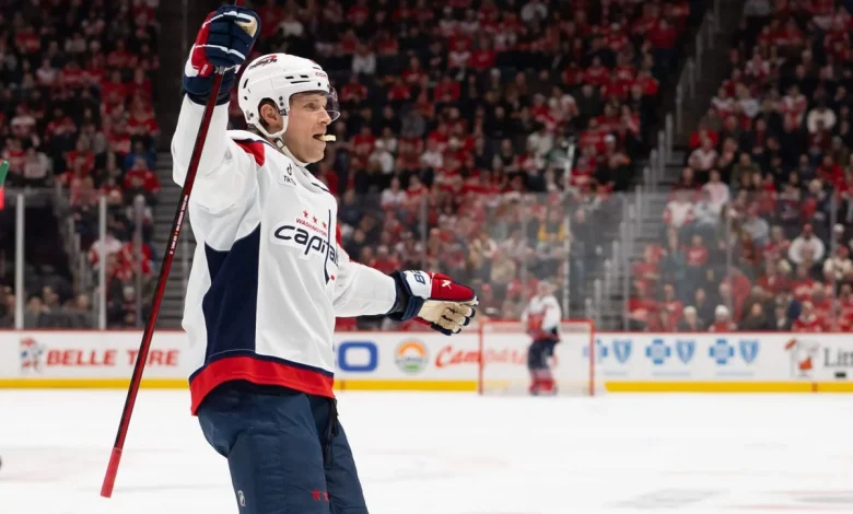 Capitals trade Nic Dowd to Golden Knights for draft picks, goalie prospect