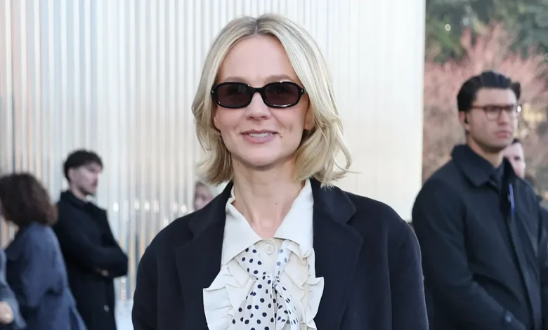 Carey Mulligan Debuts A New Creamy Blonde Bob In Milan