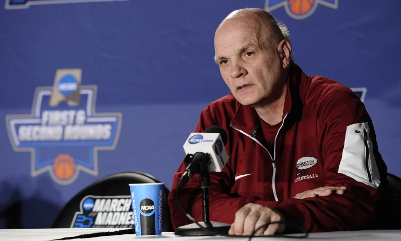 Celebrating the 10-Year Anniversary of Phil Martelli Asking a Hipster Reporter if He Can Buy Weed in Spokane