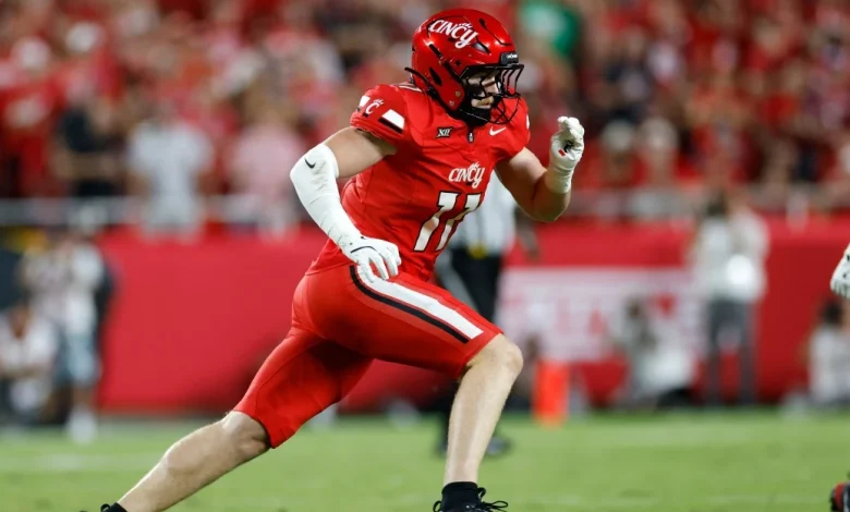 Chiefs add No. 1 receiver, Leo Chenal replacement in ESPN mock draft