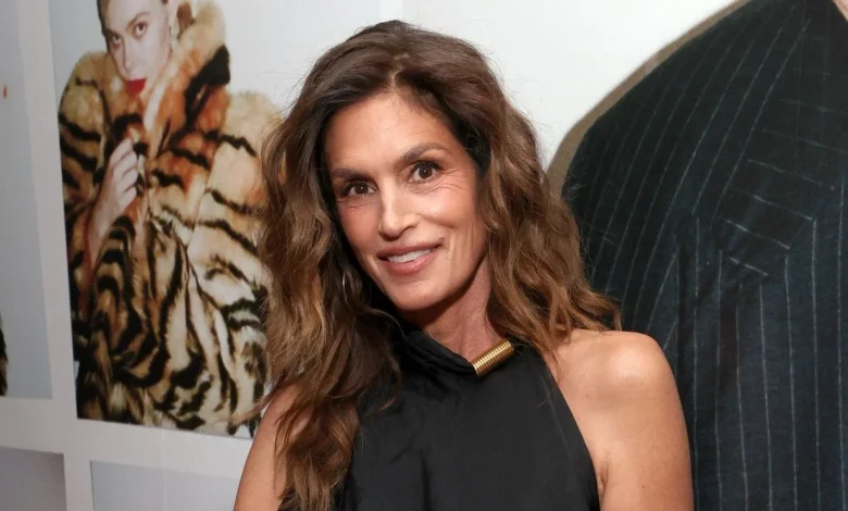 Cindy Crawford's elaborate morning routine is dividing the internet