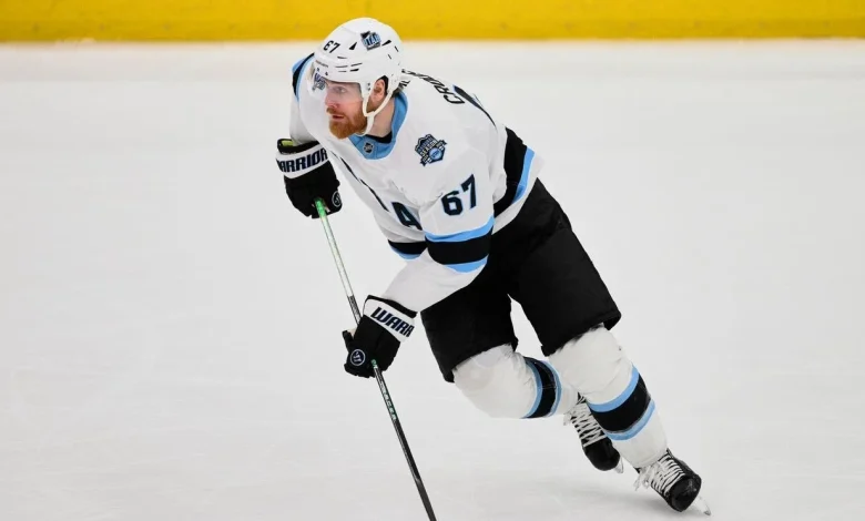 Clair Crouse joins Jen Stehlin on Talkin’ Hockey