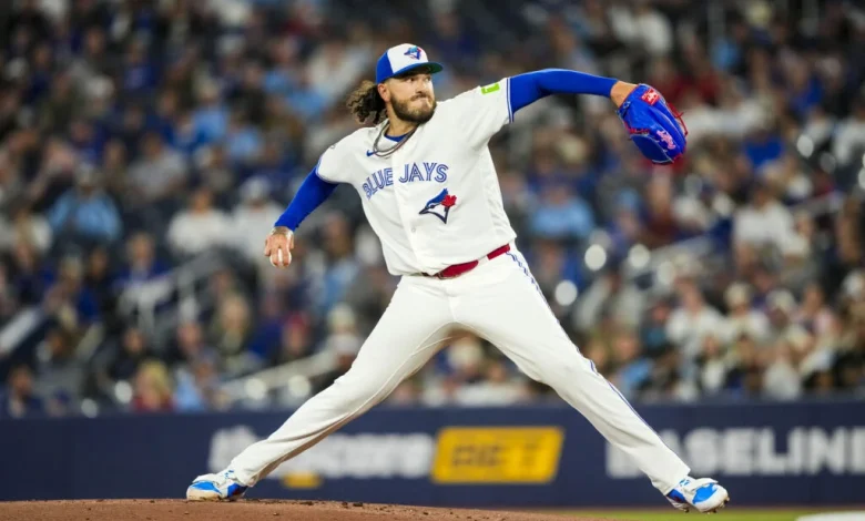 Cody Ponce Carted Off With Knee Discomfort