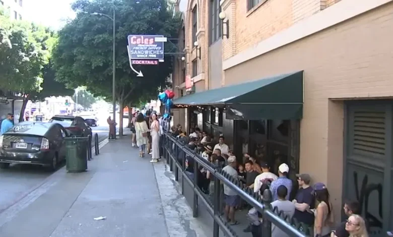 Cole's French Dip closes for good after more than 100 years in downtown Los Angeles