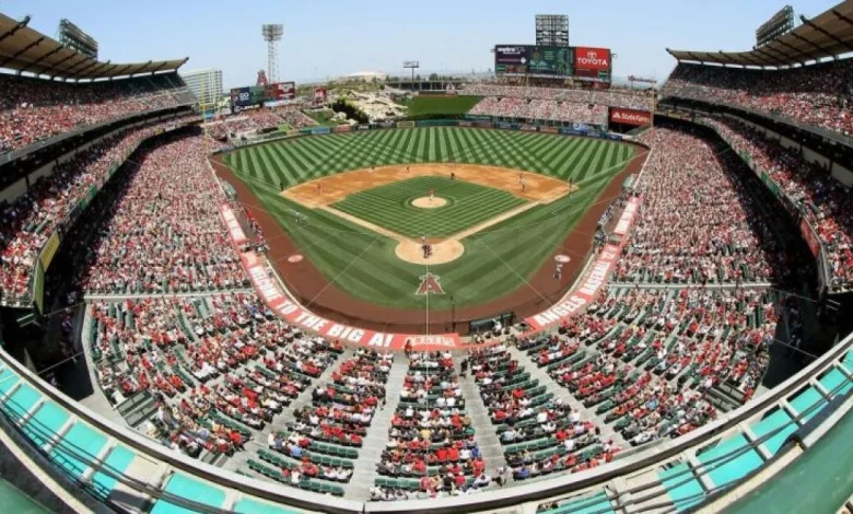 Commentary: What is the Angels' future in Orange County? In Anaheim, uneasy lies the halo