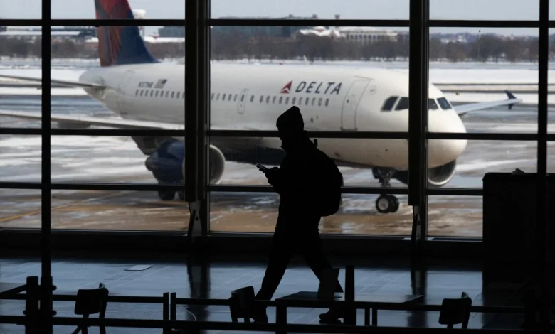 Congress loses a flying perk as DHS shutdown continues : NPR