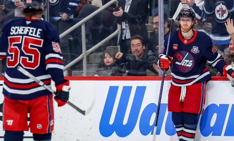 Connor strikes first with 30th goal of the season