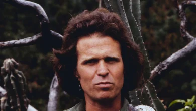 Country Joe McDonald Dead at 84