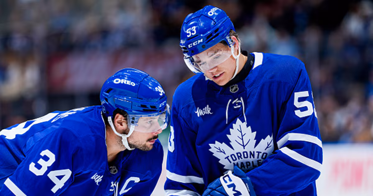 Cowan 'looking to support Matthews all over the ice'; wants to help him snap goal drought