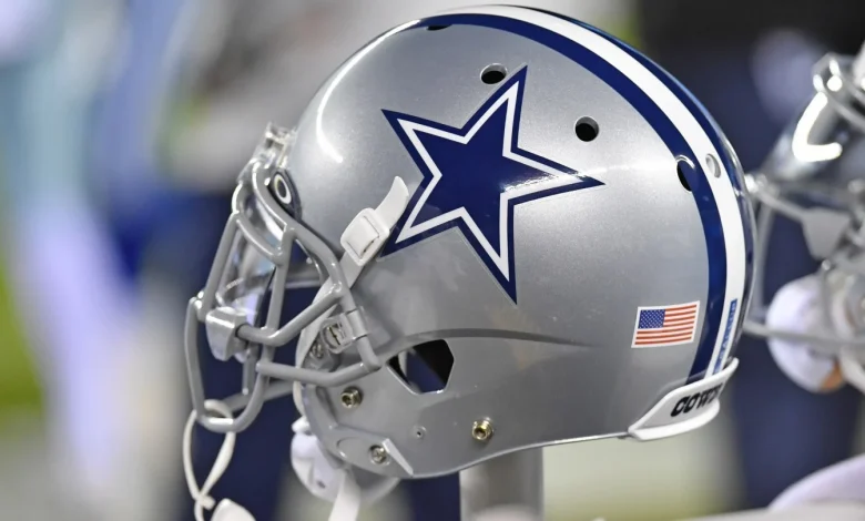 Cowboys will clear plenty of cap room, by kicking the can on big contracts