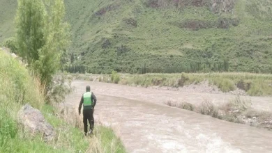 Cusco: tres personas murieron y dos desaparecen tras caer vehículo a río Vilcanota