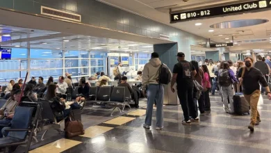 DC airports: Passengers face long delays after equipment malfunction at air traffic control center