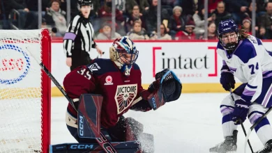 DESBIENS STUMPS FROST AS VICTOIRE TAKE OVER FIRST PLACE