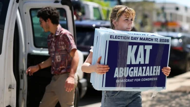 Dark money group offers influencers $1,500 for posts attacking Chicago Democratic primary candidate