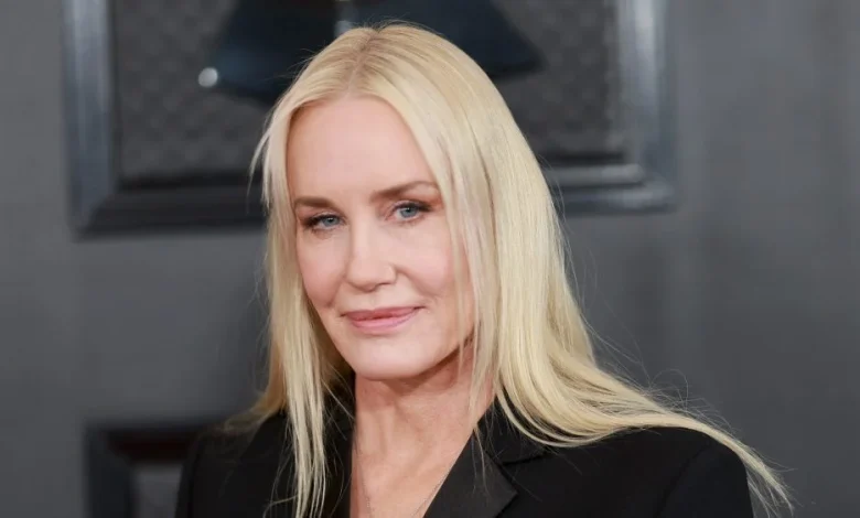 Daryl Hannah Slams 'Love Story' for 'Lies' and 'Misogyny'