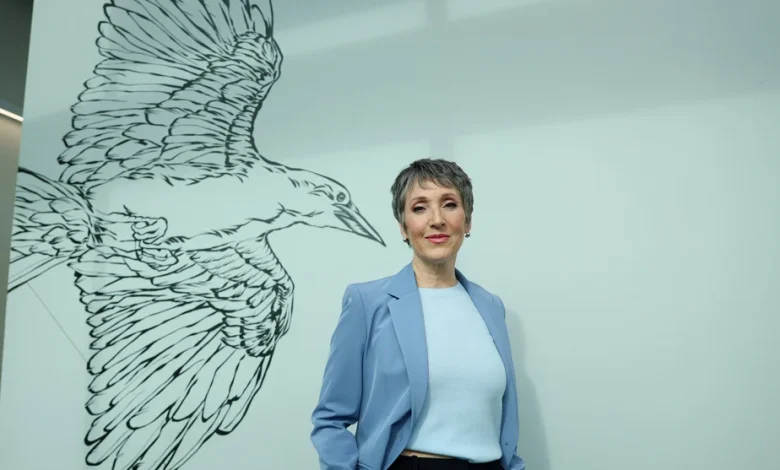 De retour en ondes après un cancer | Julie Drolet, la combative