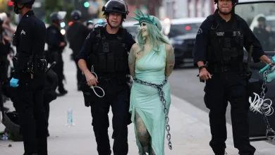 Demonstrators arrested, tear gassed at 'No Kings' protest