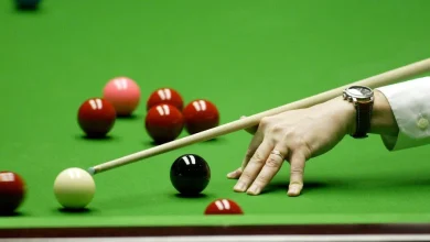 Dennis Taylor: I’d back Zhao Xintong to end the Crucible Curse