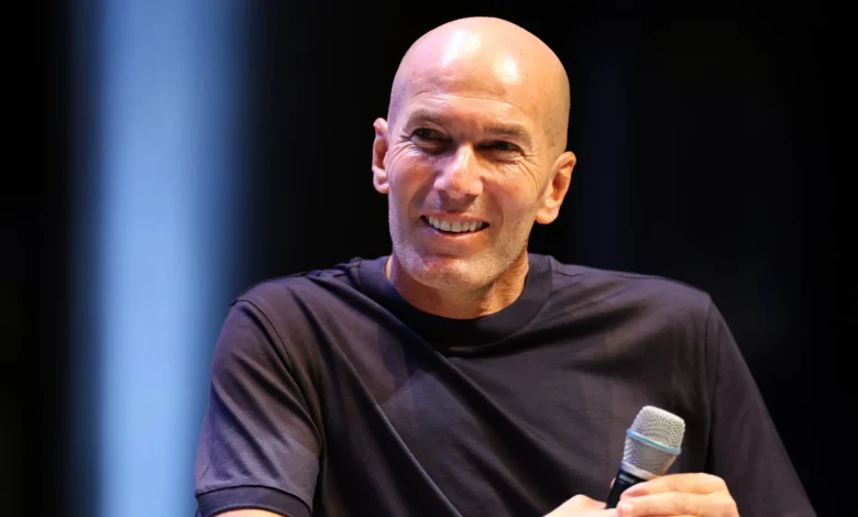 Des fidèles du Real, un coéquipier de France 98 et des échanges avec Henri Emile: comment Zinedine Zidane travaille sur son futur staff chez les Bleus