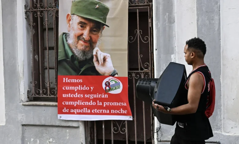 Diez panameños son detenidos en Cuba por "propaganda" contra el gobierno
