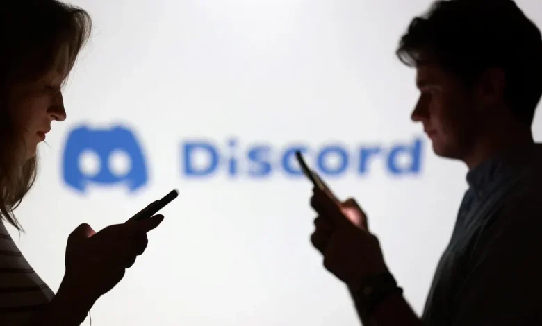 Discord messages failed to load. Downdetector reports Discord errors