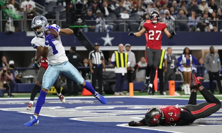 Dolphins sign WR with 1,000 career receiving yards