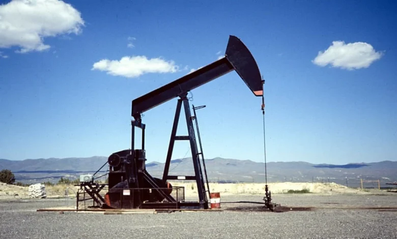 Drillers See Triple-Digit Crude and Hit the Brakes