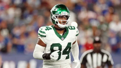 Eagles agree to one-year deal with TE Stone Smartt