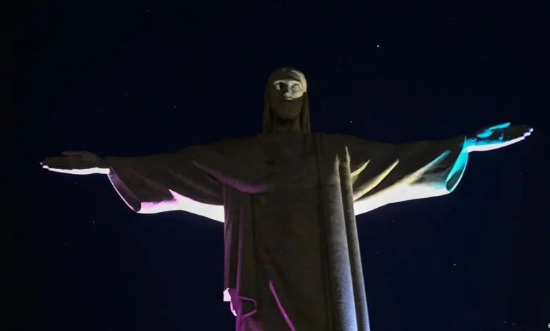 Earth Hour: Monuments to go dark as 20th edition kicks off