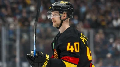 Elias Pettersson Sets Canucks Single-Season Franchise Record