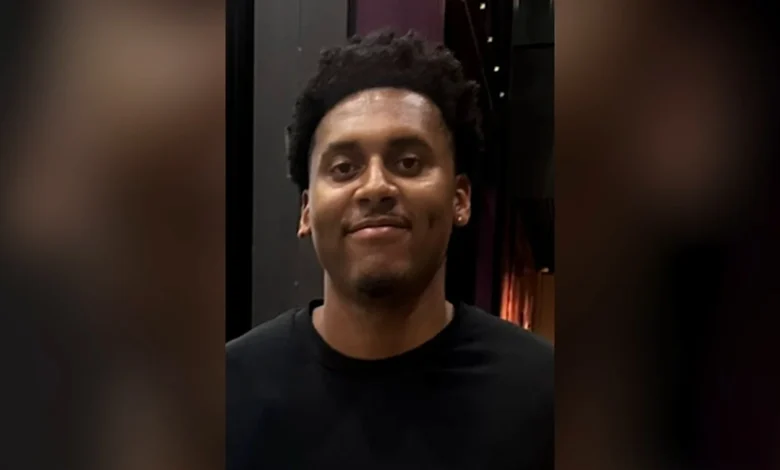 Elijah Hoard missing after being dropped off at Chicago O'Hare International Airport, did not board flight to France, family says