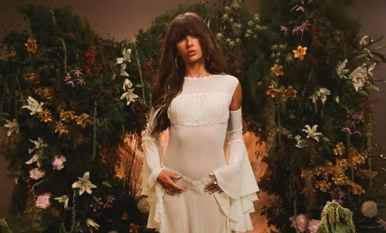 Ella Langley Leaps Past Taylor Swift for Country History as ‘Choosin’ Texas’ Tops Hot 100 for 4th Week