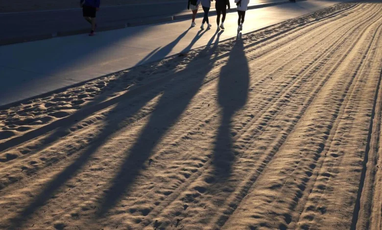 Epic L.A. heat wave poses deadly health threat — and a test for California