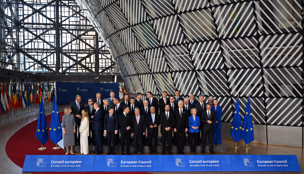 Europa busca una salida diplomática para desbloquear el estrecho de Ormuz frente al belicismo de Trump