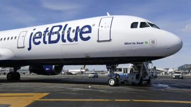 FAA briefly grounds JetBlue flights