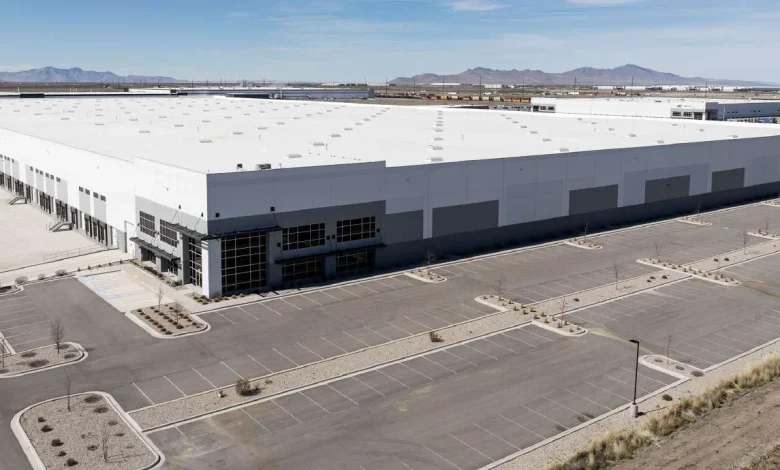 Feds plan 'mega center' that could house 10,000 immigrant detainees, Salt Lake mayor says