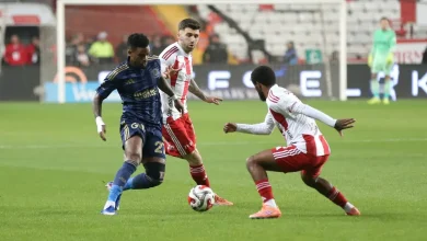 Fenerbahçe'de sakatlık: Nelson Semedo oyuna devam edemedi!