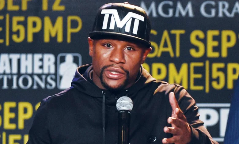 Floyd Mayweather announces his 3 opponents for 2026: "A legendary battle"