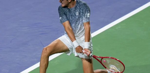 Fonseca elimina Tommy Paul e enfrenta Sinner nas quartas em Indian Wells