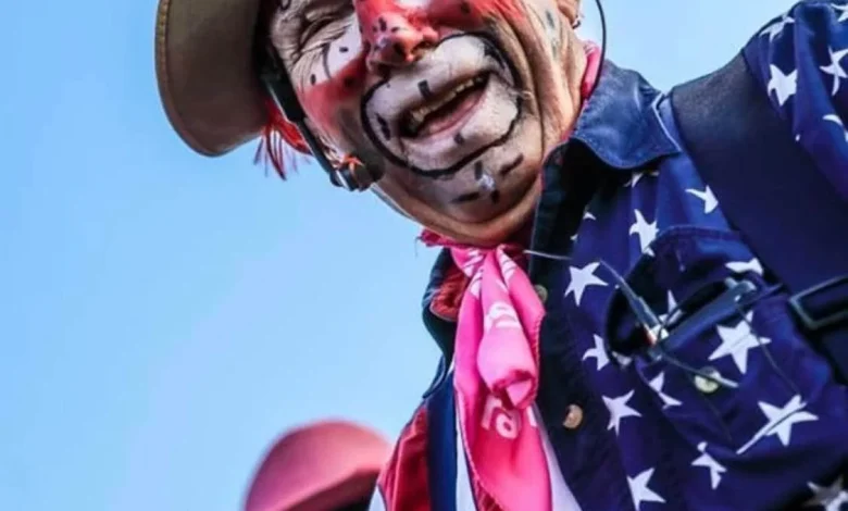 For late rodeo clown Rick Young, angry bulls were just part of the show