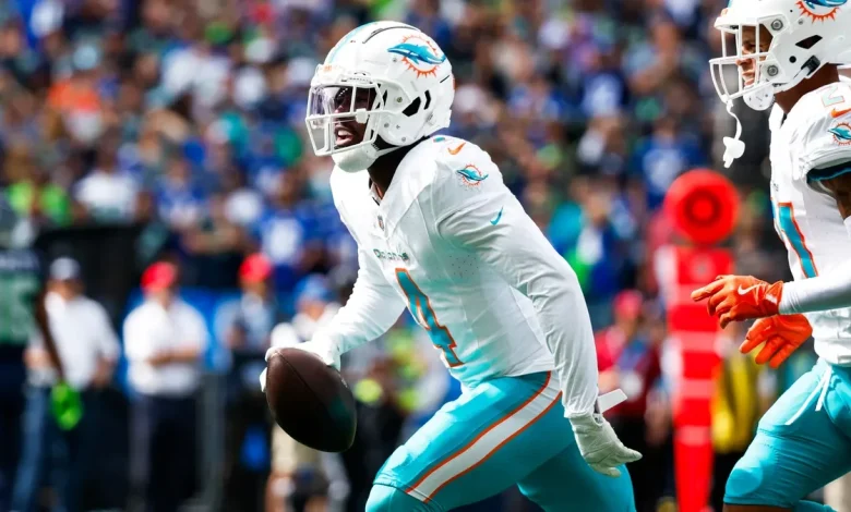 Former Dolphins cornerback signs with AFC West team in free agency