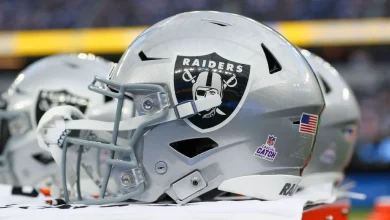 Former Raiders center Barret Robbins dies at age 52