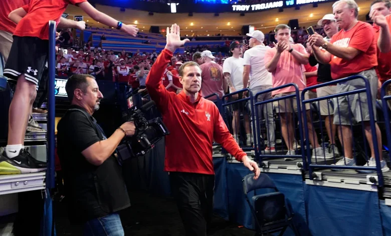 Fred Hoiberg's late-game gamble cemented his place in Cornhuskers' history