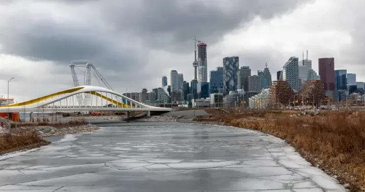 Funding approved for new waterfront light rail transit route in Toronto