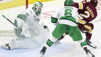 GameCenter live: No. 8 Minnesota Duluth at No. 2 UND