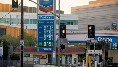Gasoline price gouging in California draws a warning