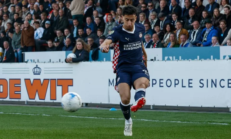Geen Veerman in de basis, Til wel • PSV kan vandaag nog geen kampioen worden